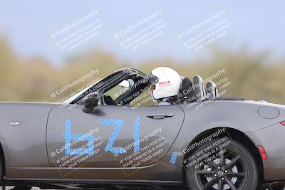 media/Jan-03-2026-SCCA SD (Sat) [[c9b9d14034]]/4-Novice Group/Session 2 (Turn 9)/